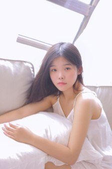 宝宝下面都拉丝了H